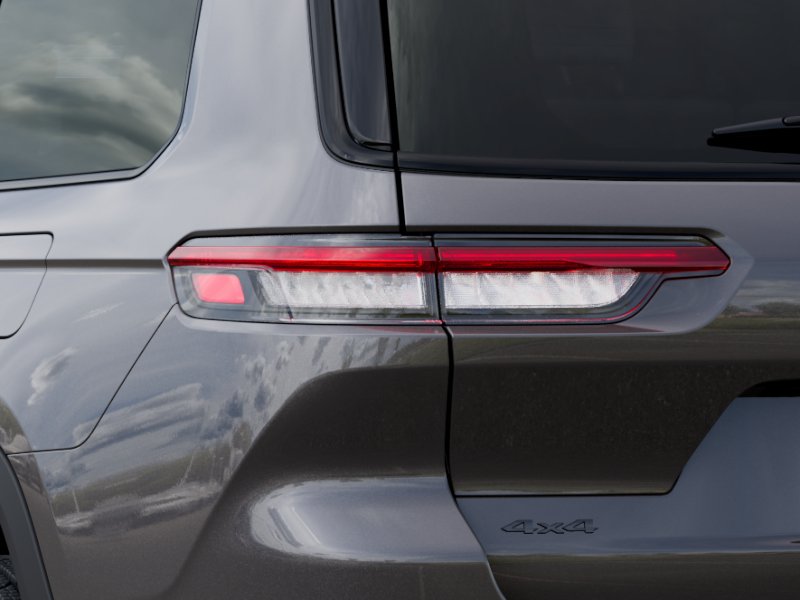 New 2025 Baltic Gray Metallic Clear-Coat Exterior Paint Jeep Limited image 35