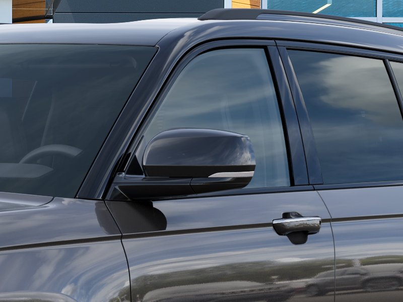 New 2025 Baltic Gray Metallic Clear-Coat Exterior Paint Jeep Limited image 38