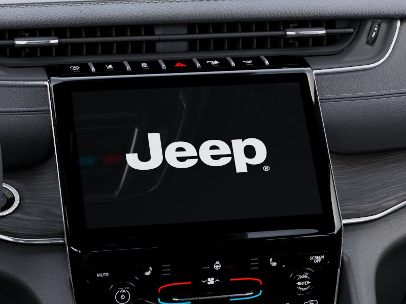 New 2025 Diamond Black Crystal Pearl-Coat Exterior Paint Jeep Limited image 42