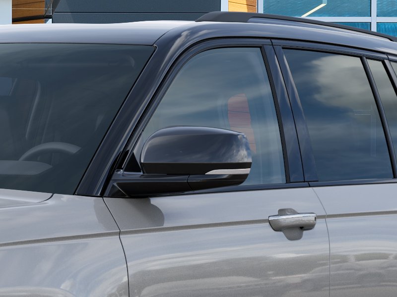 New 2025 Silver Zynith Exterior Paint Jeep Limited image 38