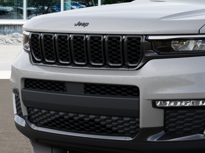 New 2025 Silver Zynith Exterior Paint Jeep Limited image 37