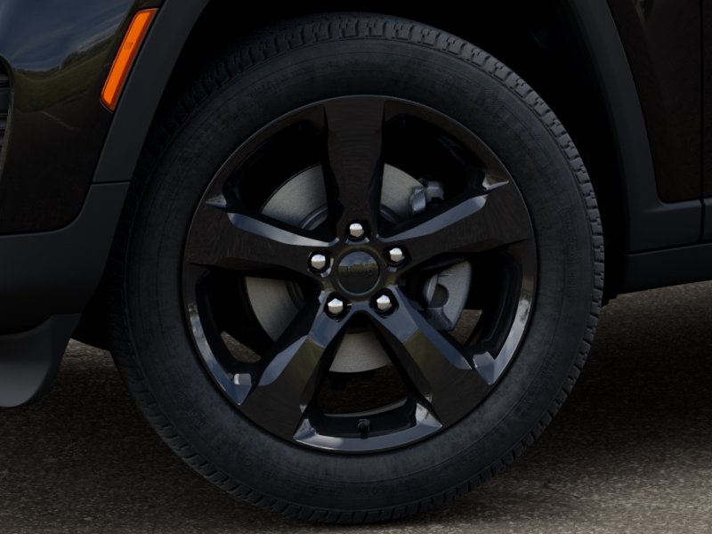 New 2025 Diamond Black Crystal Pearlcoat Jeep Altitude X image 34