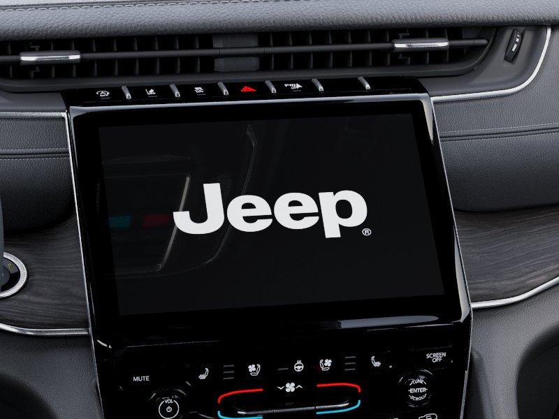 New 2025 Silver Zynith Exterior Paint Jeep Limited image 25