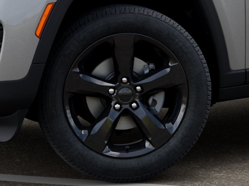 New 2025 Silver Zynith Exterior Paint Jeep  image 20