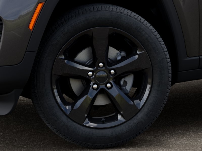 New 2025 Baltic Gray Metallic Clear-Coat Exterior Paint Jeep Laredo image 27