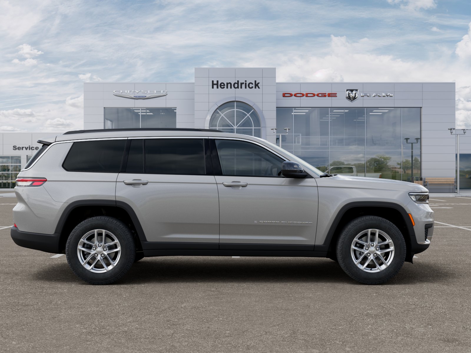 New 2025 Silver Zynith Exterior Paint Jeep Laredo X image 56