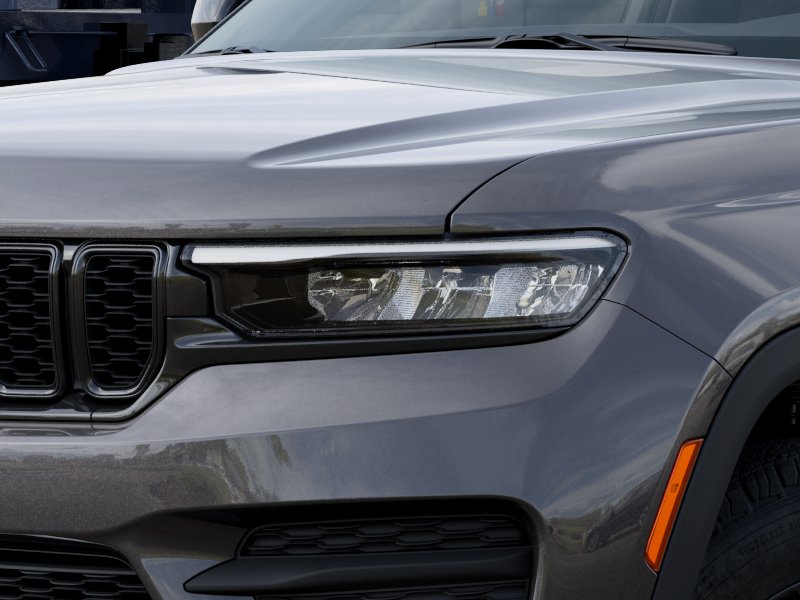 2025 Jeep Grand Cherokee photo 18 of 24