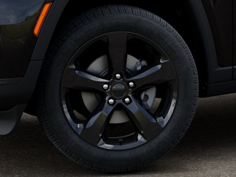 New 2025 Diamond Black Crystal Pearl-Coat Exterior Paint Jeep Limited image 34