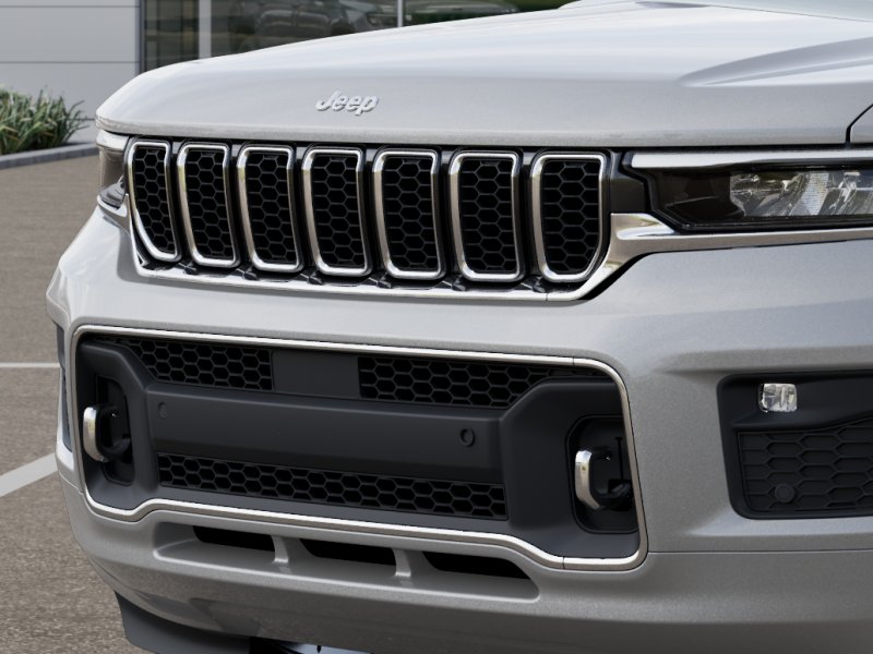 New 2025 Silver Zynith Exterior Paint Jeep Overland image 35