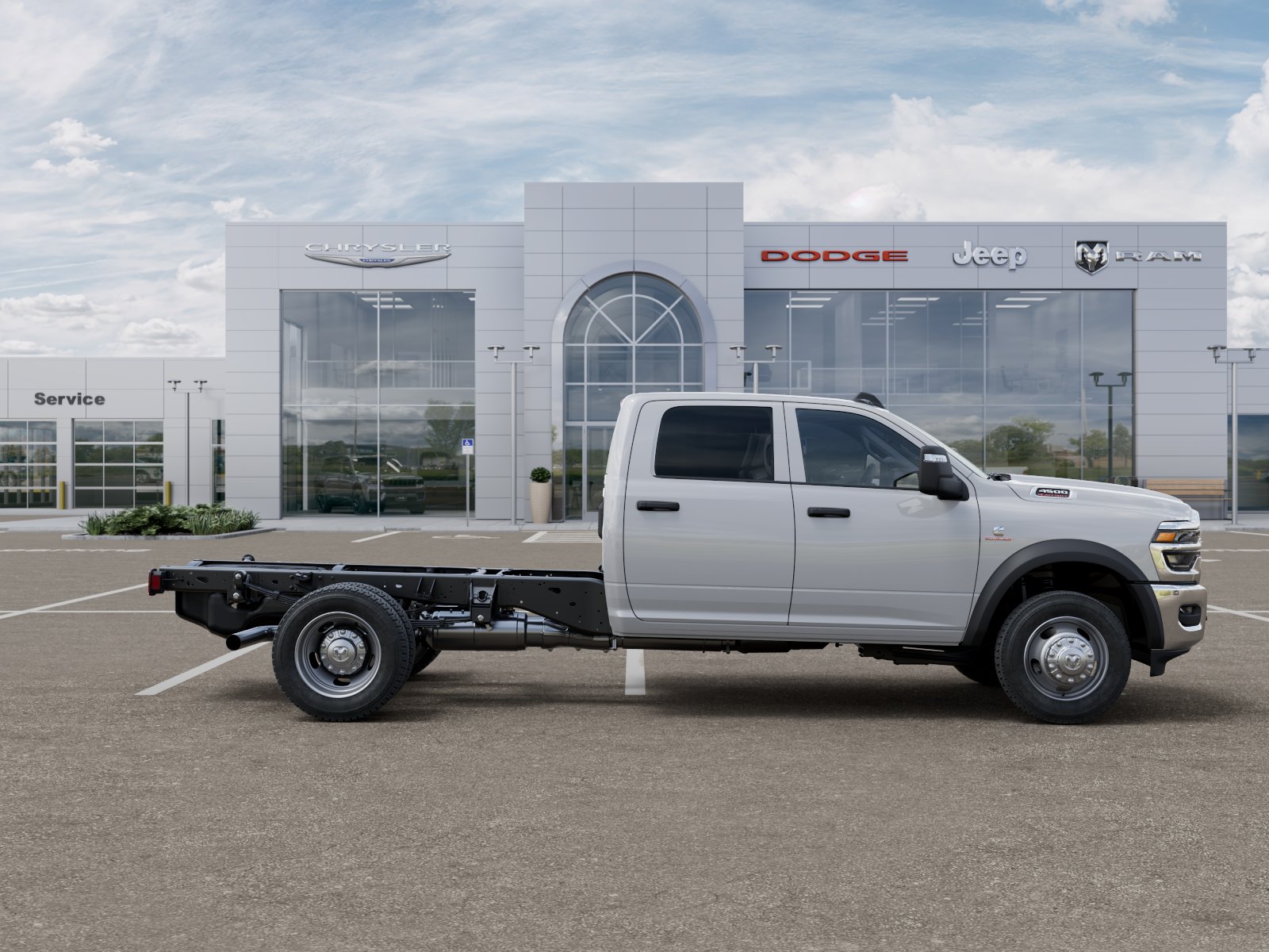 New 2025 Bright White Clearcoat RAM Tradesman image 38
