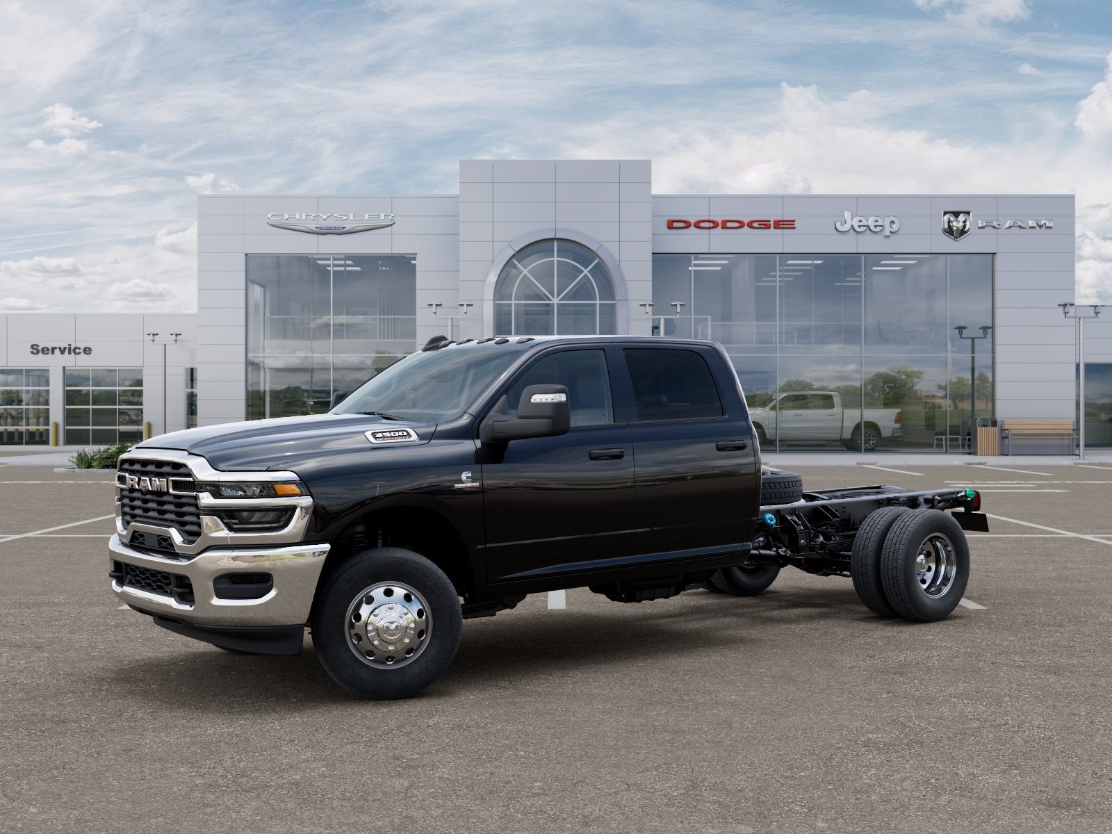 New 2025 Diamond Black Crystal Pearl-Coat Exterior Paint RAM Tradesman image 31