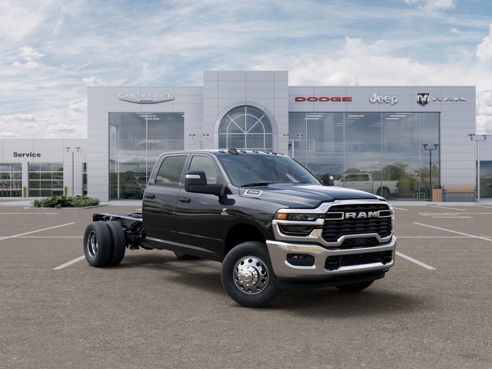 New 2025 Diamond Black Crystal Pearl-Coat Exterior Paint RAM Tradesman image 33