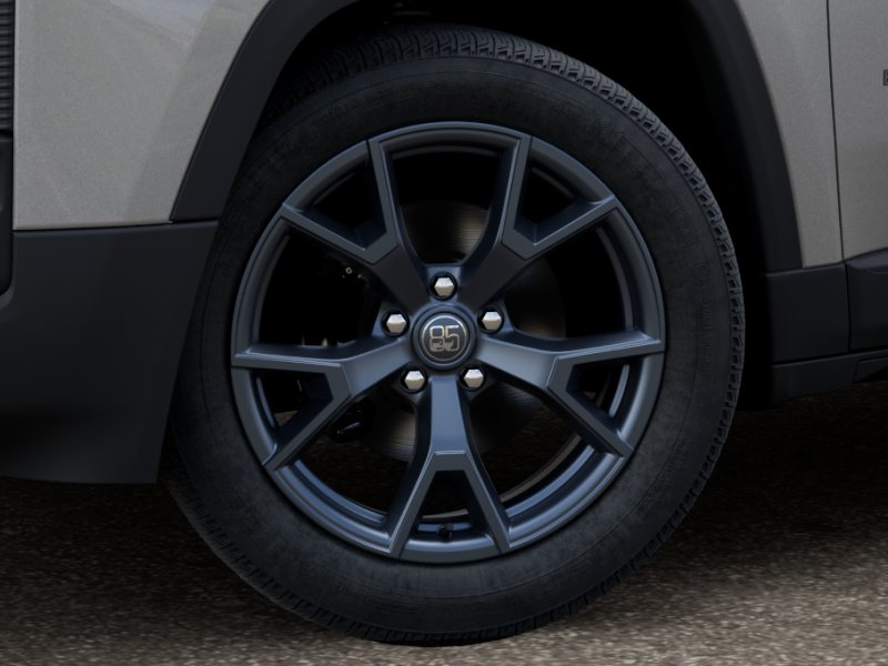 New 2026 Silver Zynith Clearcoat Jeep  image 8