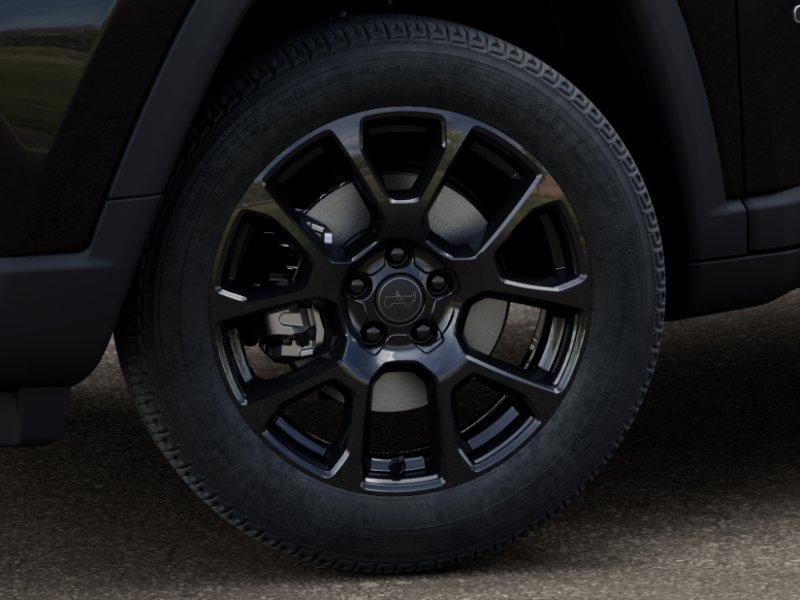 New 2026 Diamond Black Crystal Pearlcoat Jeep Latitude Altitude image 68