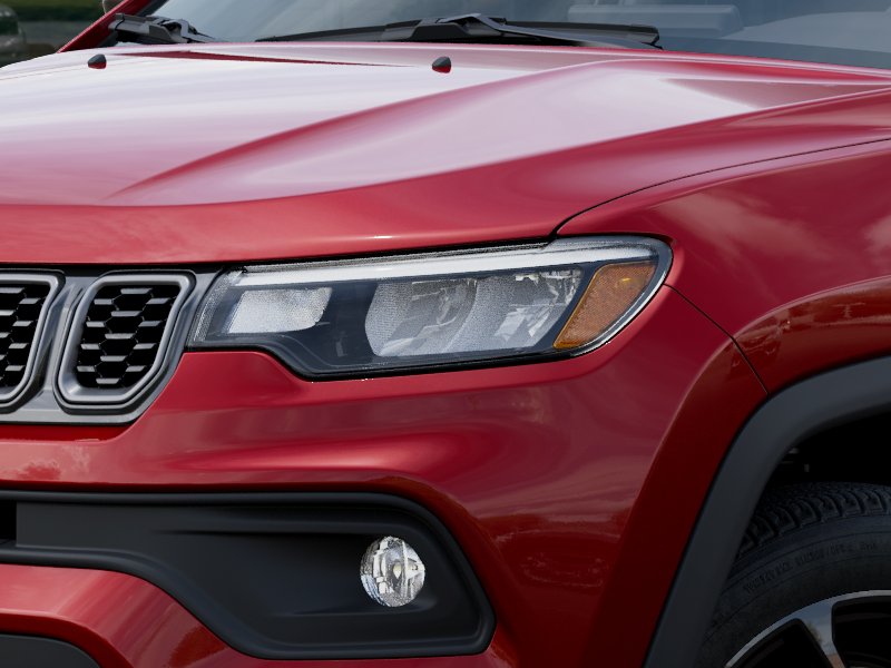 New 2026 Red Hot Pearlcoat Jeep Latitude Altitude image 43