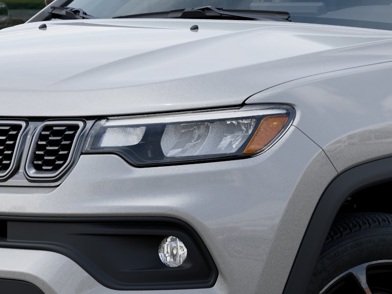 New 2026 Silver Zynith Metallic Clear-Coat Exterior Paint Jeep Latitude Altitude image 49