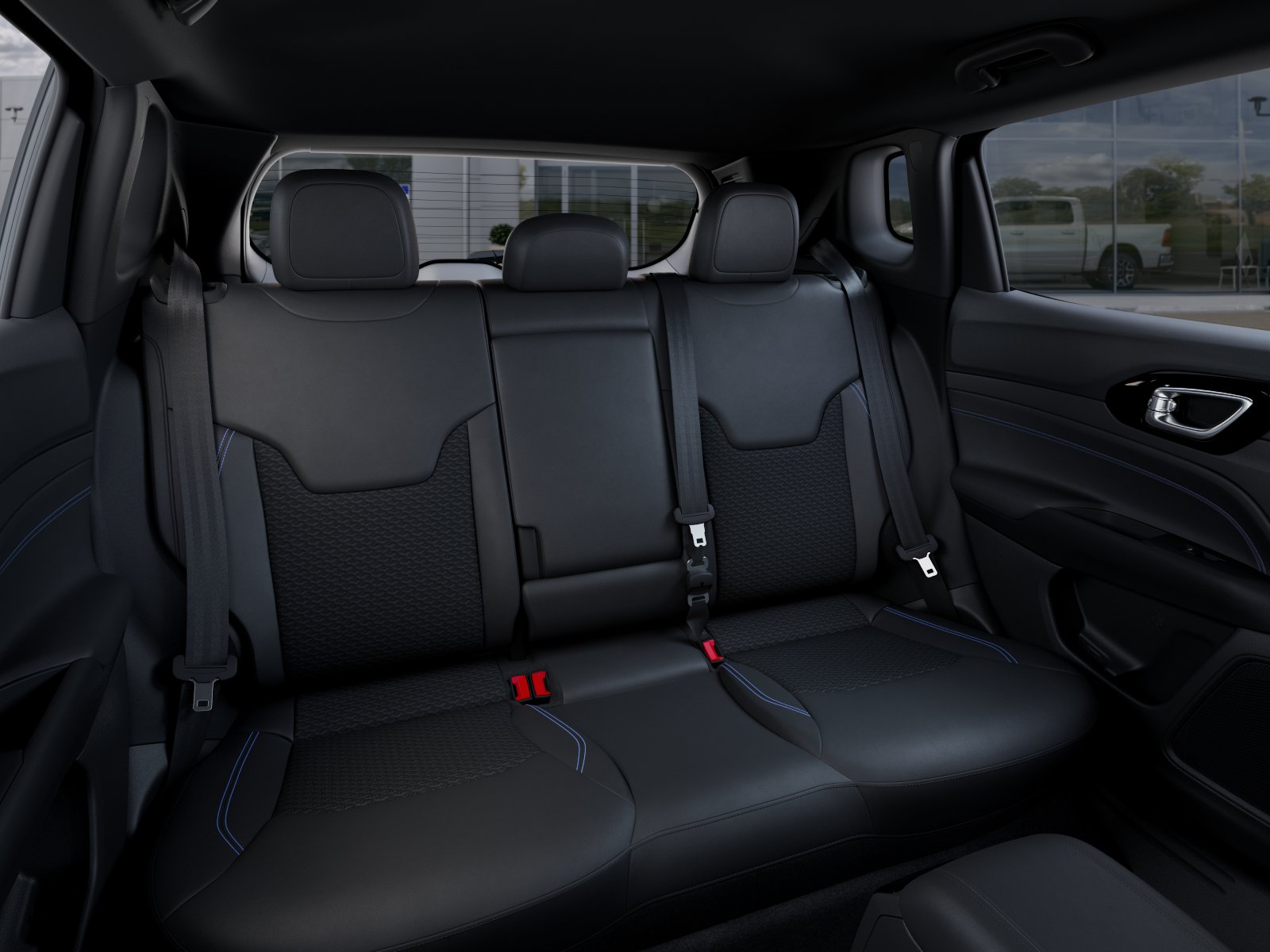 New 2026 Diamond Black Crystal Pearlcoat Jeep Latitude Altitude image 41