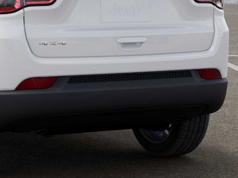 New 2026 Bright White Clear-Coat Exterior Paint Jeep Limited Altitude image 45