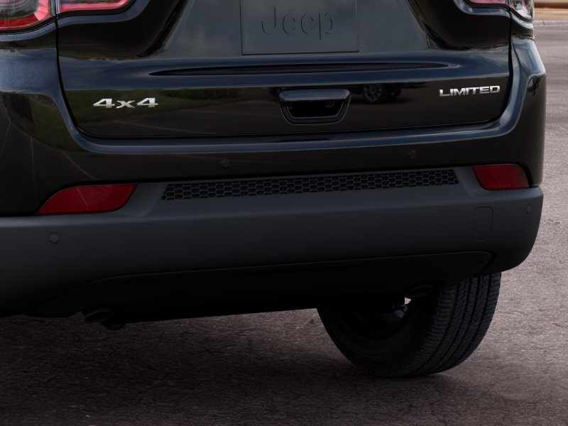 New 2026 Diamond Black Crystal Pearl-Coat Exterior Paint Jeep Limited image 39