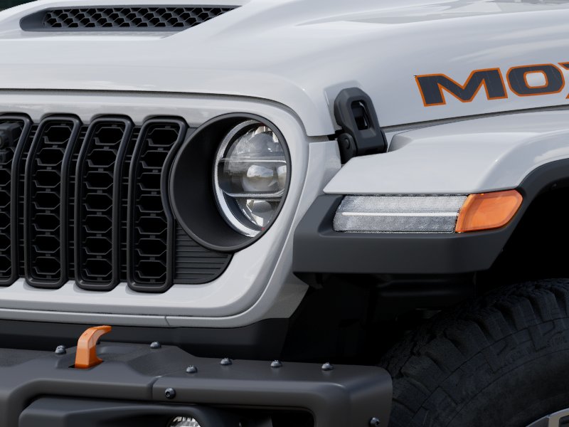 New 2026 Bright White Clear-Coat Exterior Paint Jeep Mojave X image 36