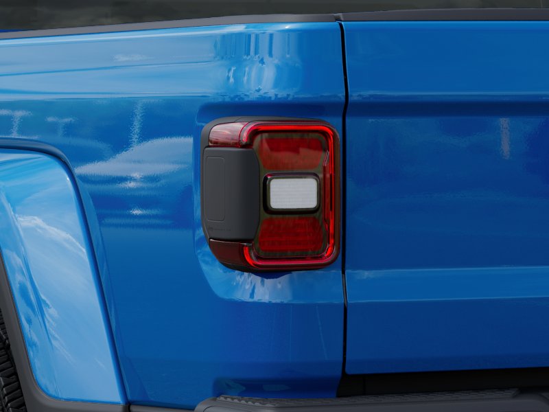 New 2026 Hydro Blue Pearl-Coat Exterior Paint Jeep Sahara image 35
