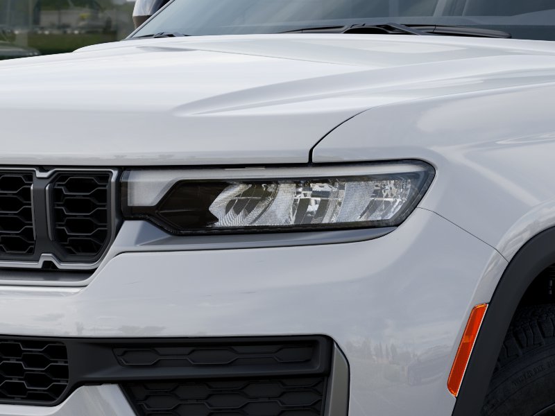 New 2026 Bright White Clearcoat Jeep Laredo Altitude image 37