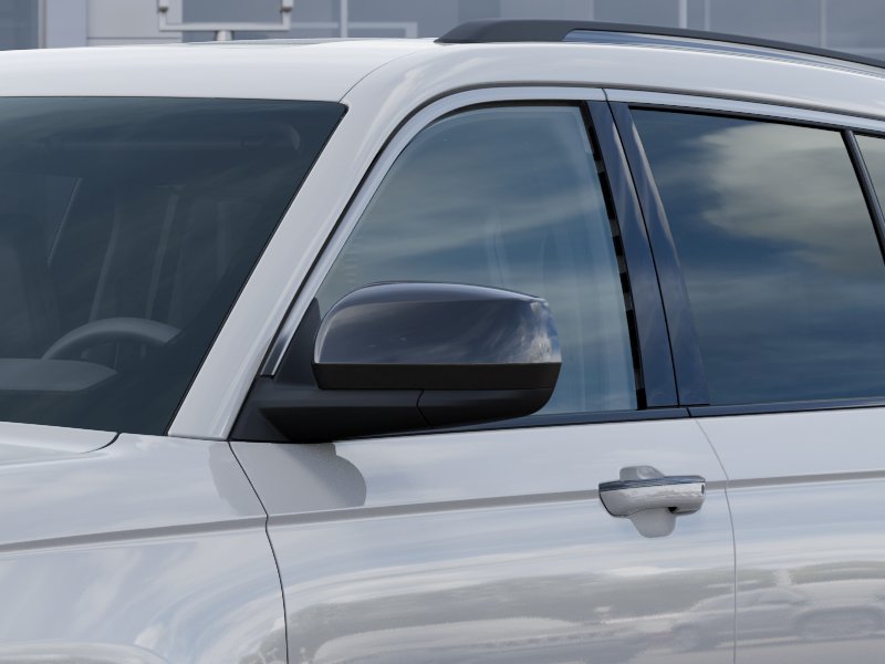 New 2026 Bright White Clearcoat Jeep Laredo Altitude image 39