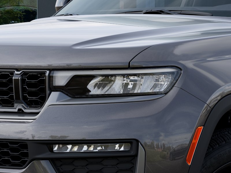 New 2026 Baltic Gray Metallic Clear-Coat Exterior Paint Jeep Limited image 36