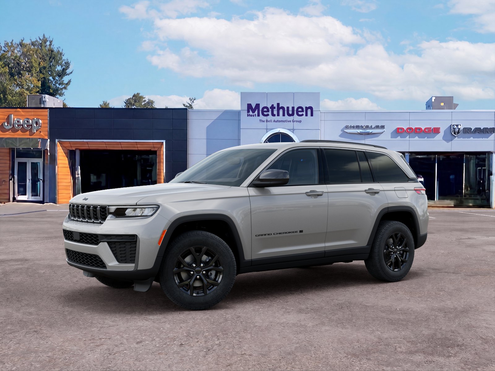 New 2026 Silver Zynith Exterior Paint Jeep Laredo Altitude image 28