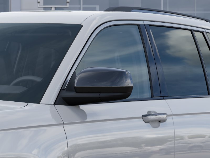 New 2026 Bright White Clear-Coat Exterior Paint Jeep Laredo Altitude image 12