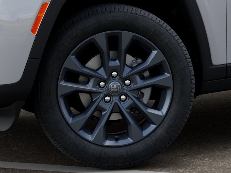New 2026 Bright White Clear-Coat Exterior Paint Jeep 85th Anniversary Edition image 33