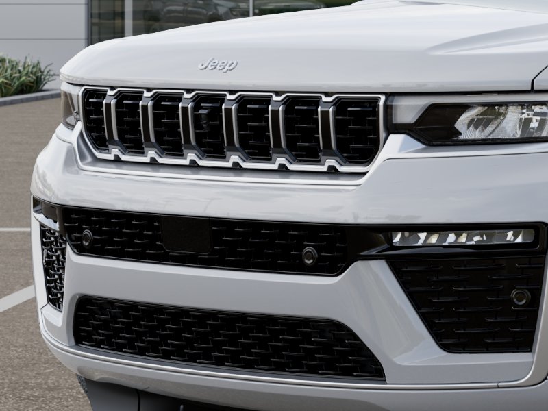 New 2026 Bright White Clear-Coat Exterior Paint Jeep Summit image 37