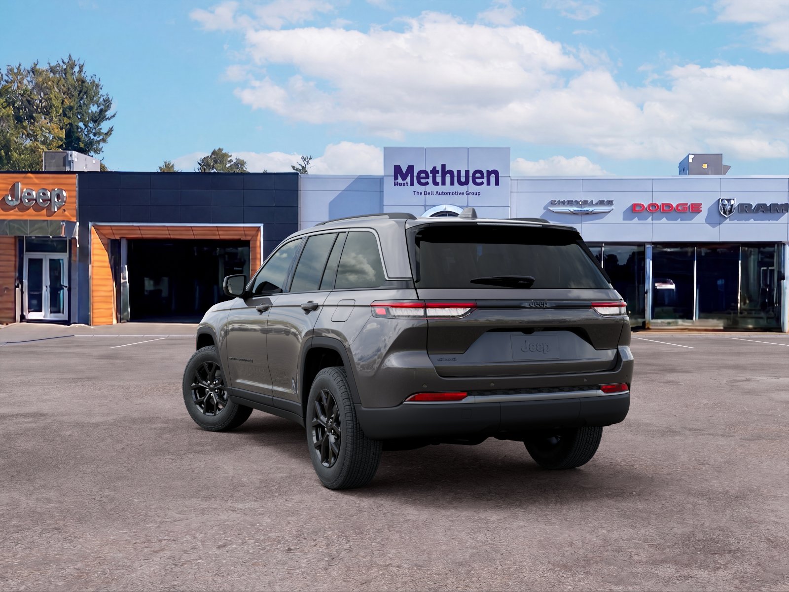 New 2026 Baltic Gray Metallic Clear-Coat Exterior Paint Jeep Laredo Altitude image 18