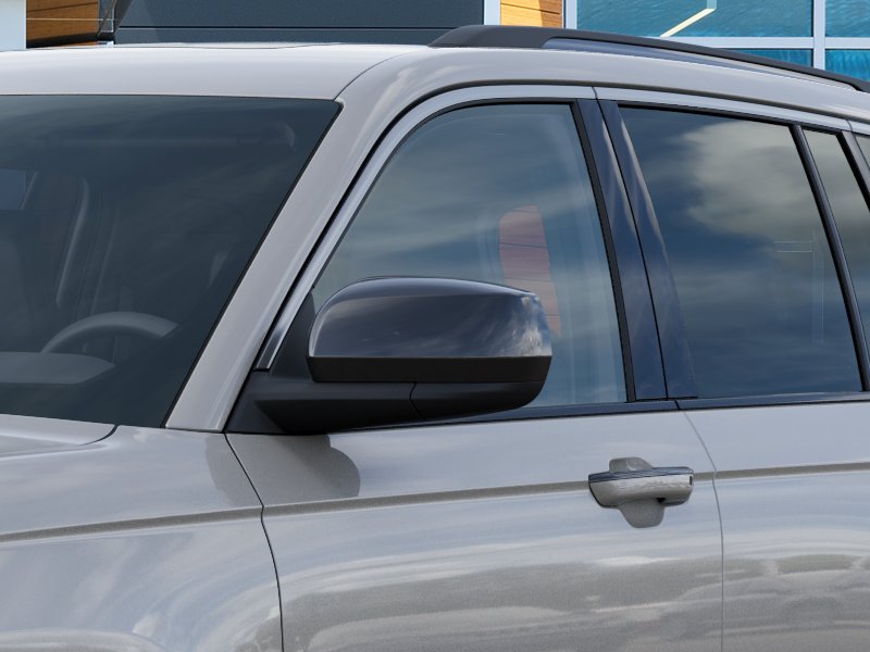 New 2026 Silver Zynith Jeep Laredo Altitude image 38