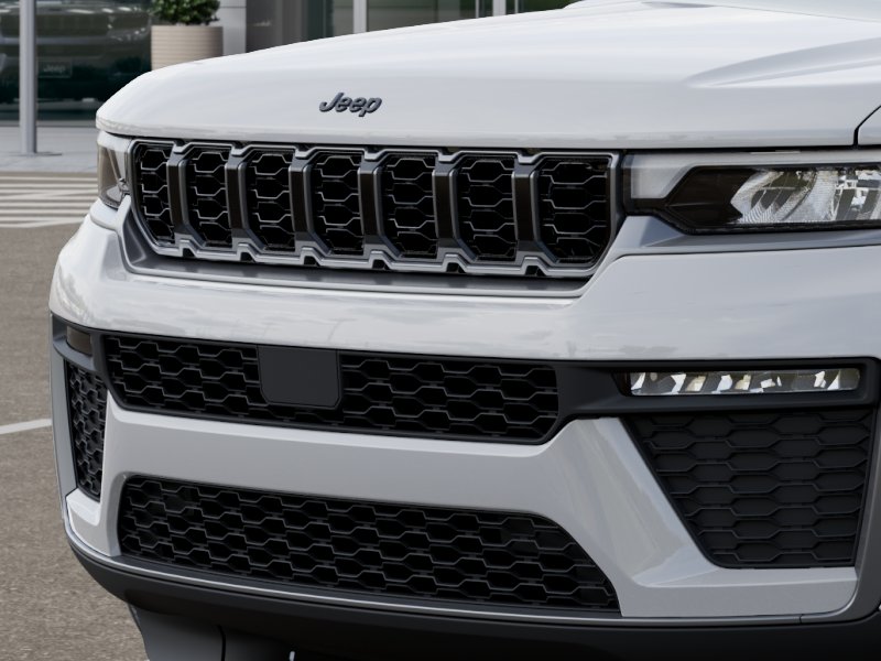 New 2026 Bright White Clear-Coat Exterior Paint Jeep GRAND CHEROKEE LIMITED 4X4 image 111