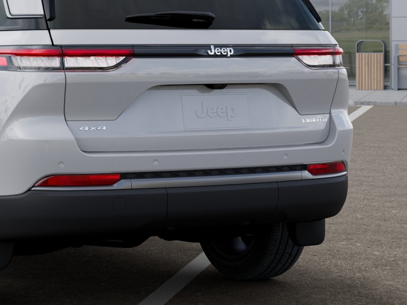 New 2026 Bright White Clear-Coat Exterior Paint Jeep Limited image 63