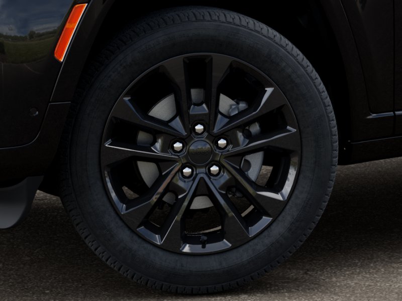 New 2026 Diamond Black Crystal Pearl-Coat Exterior Paint Jeep Limited Reserve image 8