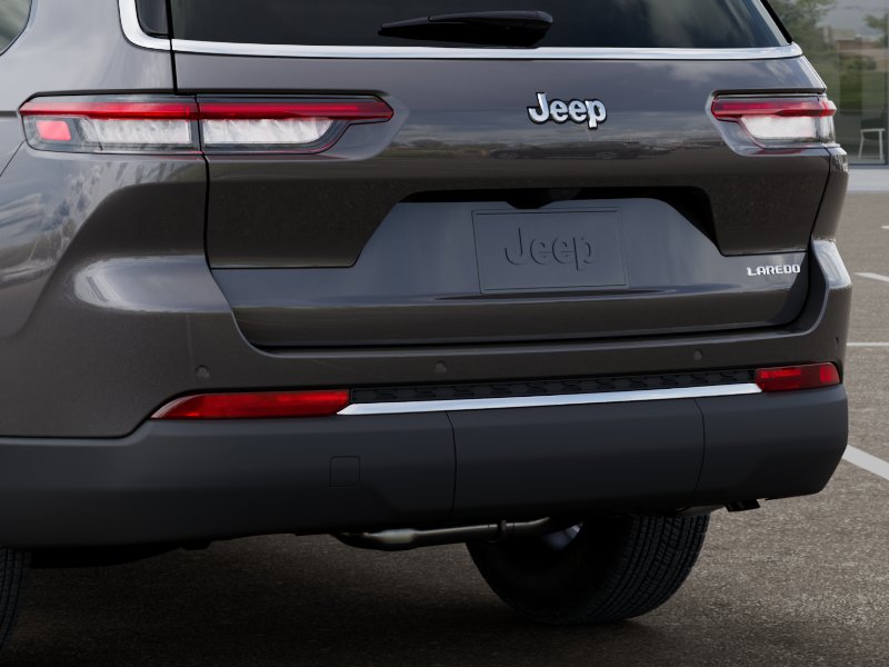 New 2026 Baltic Gray Metallic Clear-Coat Exterior Paint Jeep Laredo X image 48
