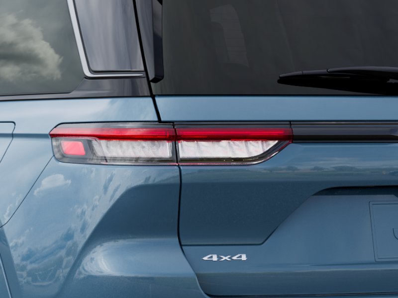 New 2026 Steel Blue Exterior Paint Jeep Limited Reserve image 9