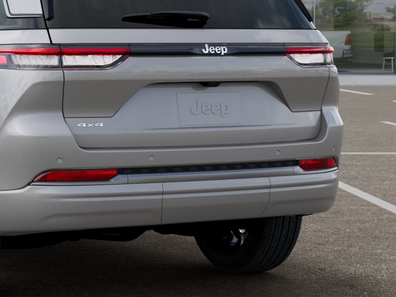 New 2026 Silver Zynith Exterior Paint Jeep Limited Reserve image 40
