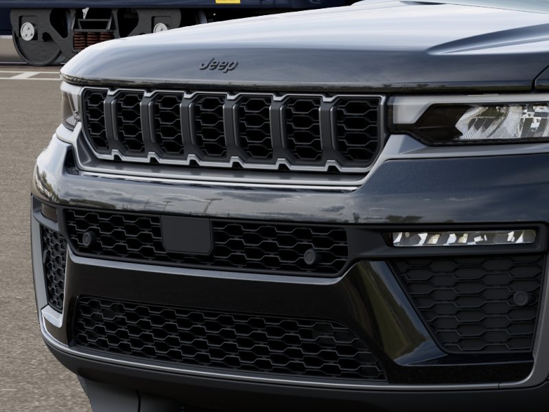 New 2026 Diamond Black Crystal Pearl-Coat Exterior Paint Jeep  image 11