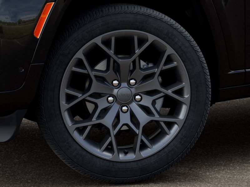 New 2026 Diamond Black Crystal Pearl-Coat Exterior Paint Jeep Summit image 52