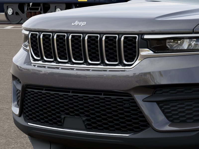 New 2026 Baltic Gray Metallic Clear-Coat Exterior Paint Jeep Laredo X image 11