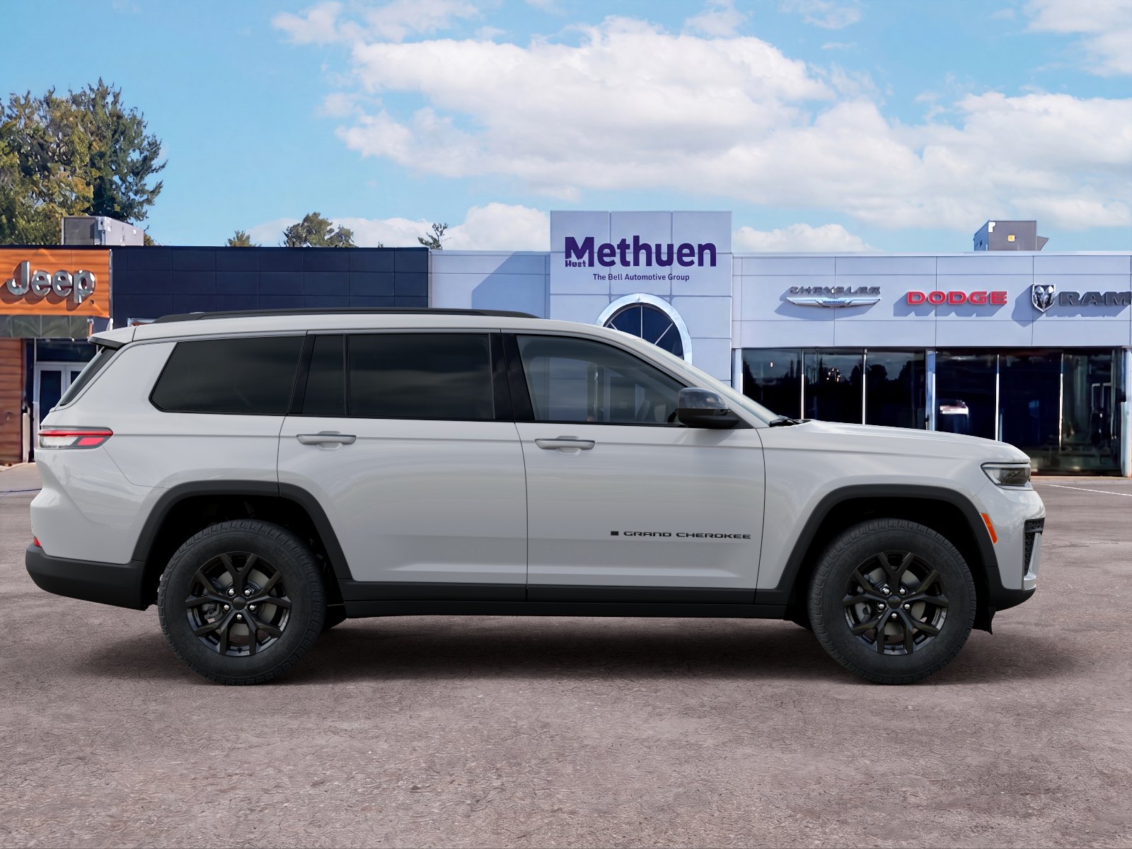 New 2026 Bright White Clear-Coat Exterior Paint Jeep Laredo Altitude image 47