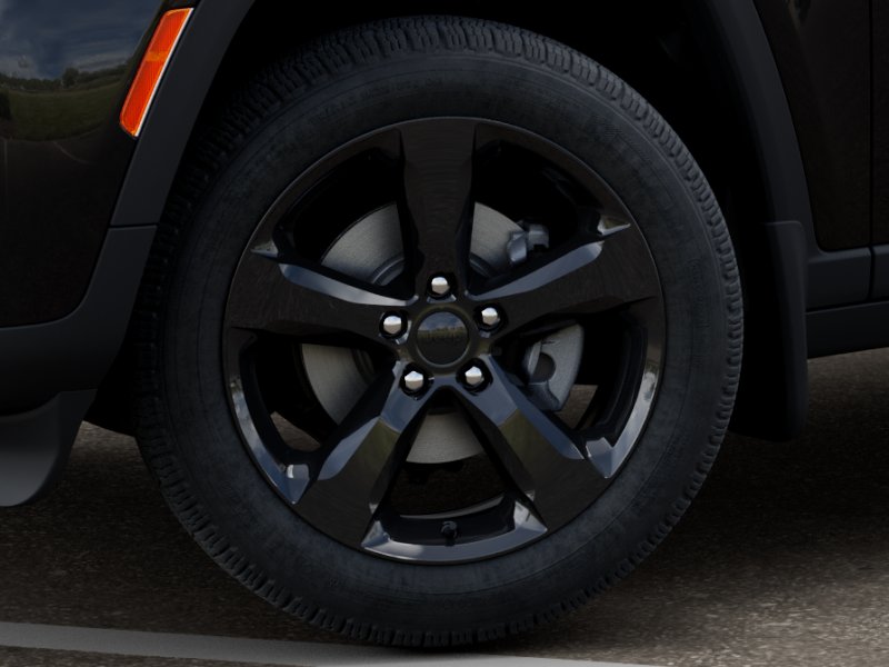 New 2026 Diamond Black Crystal Pearl-Coat Exterior Paint Jeep Limited image 58