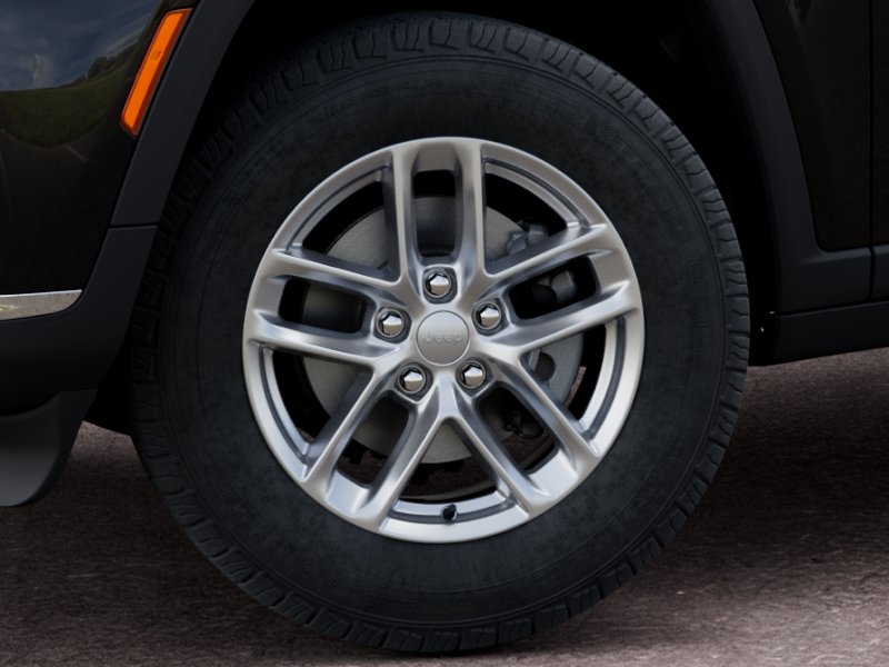 New 2026 Diamond Black Crystal Pearlcoat Jeep Laredo X image 23