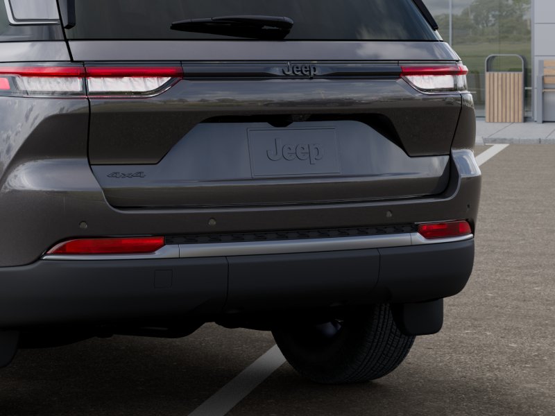 New 2026 Baltic Gray Metallic Clear-Coat Exterior Paint Jeep GRAND CHEROKEE LAREDO ALTITUDE image 113