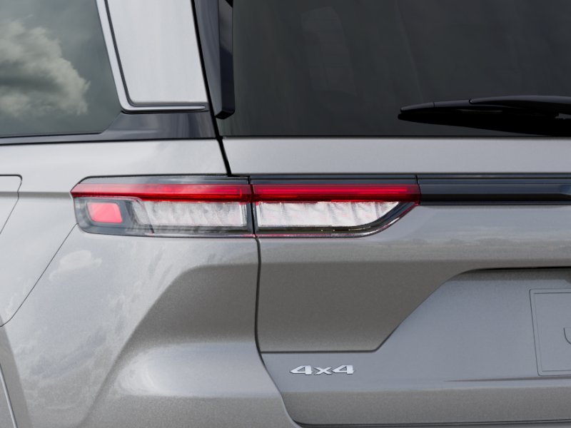 New 2026 Silver Zynith Exterior Paint Jeep GRAND CHEROKEE LIMITED RESERVE image 109