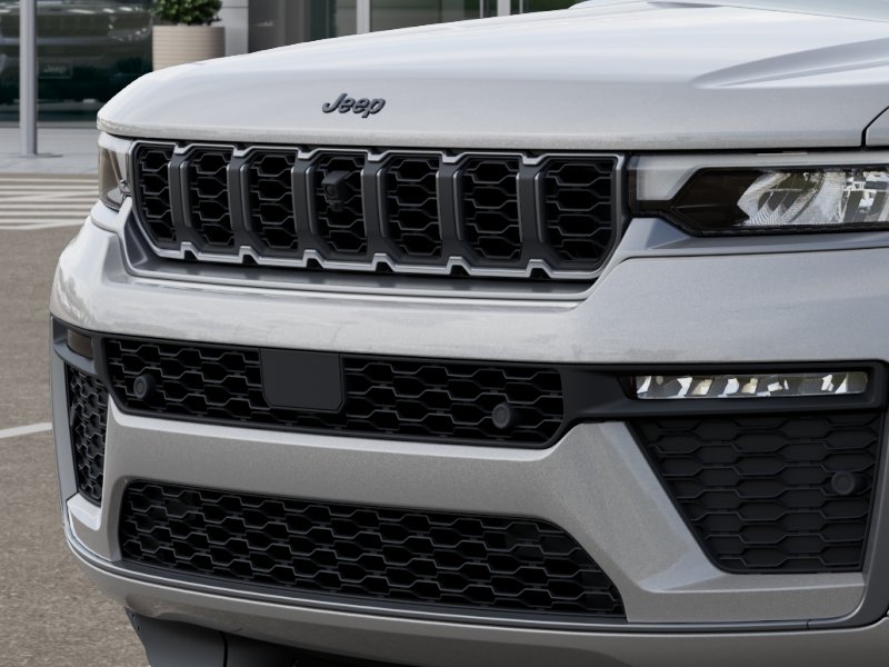 New 2026 Silver Zynith Exterior Paint Jeep GRAND CHEROKEE LIMITED RESERVE image 111