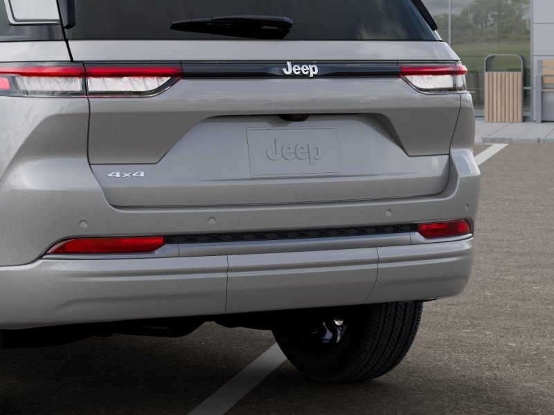 New 2026 Silver Zynith Exterior Paint Jeep GRAND CHEROKEE LIMITED RESERVE image 113